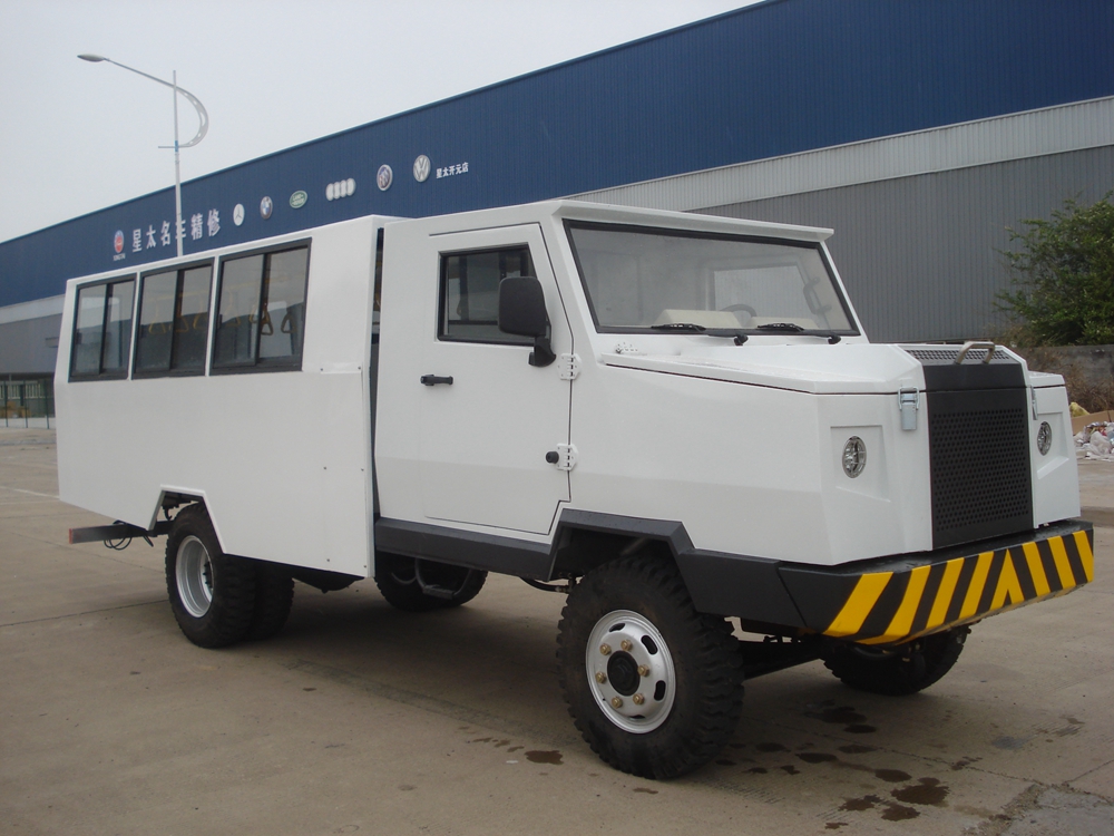 尖头人车